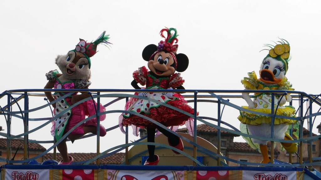 春のディズニーシー 入園者数の緩和で混み始めた 入園時間指定パスポート 10時30分から で楽しめること 旅とアロマ