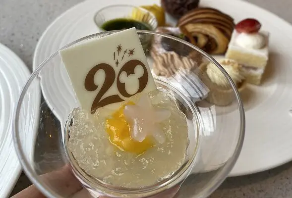 Tds 周年のアニバーサリーメニュー ホライズンベイとホテルミラコスタのオチェーアノ 旅とアロマ