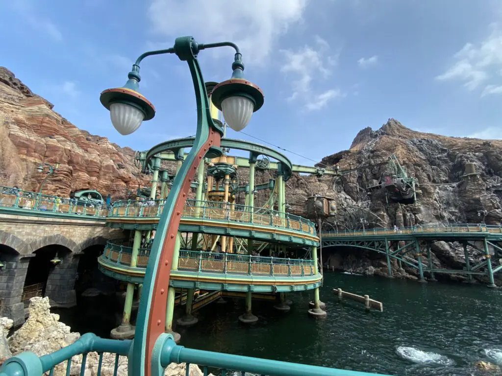 コロナ対策万全 ディズニーシーの楽しみ方 旅とアロマ コロナ対策万全 ディズニーシーの楽しみ方 旅とアロマ
